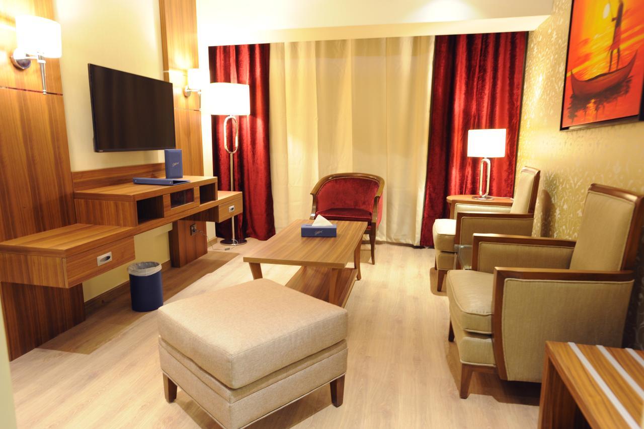 Gems Hotel Beirut Exterior photo