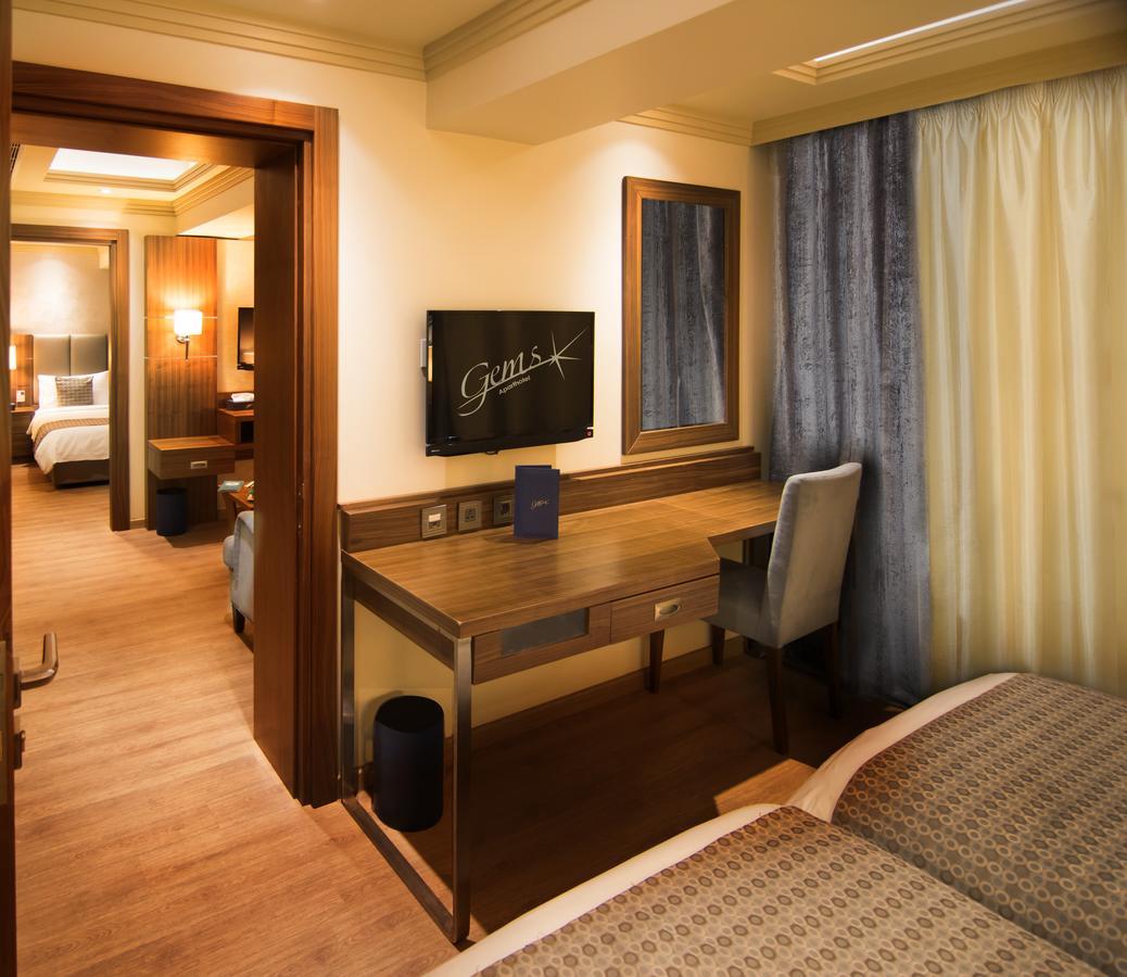 Gems Hotel Beirut Exterior photo